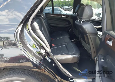 2013 Mercedes-Benz Ml 350 z USA, uszkodzony, nr VIN 4JGDA5JB4DA256648